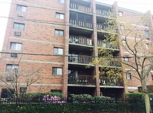 12-16 Ellery St #202, Cambridge, MA 02138