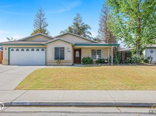 9808 Blackfoot Dr, Bakersfield, CA 93312