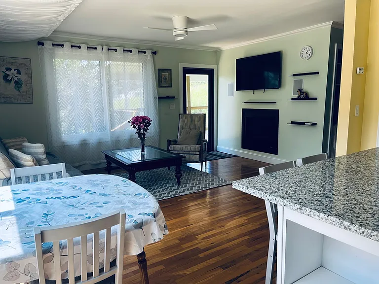 4458 Countryside W — Photo 18