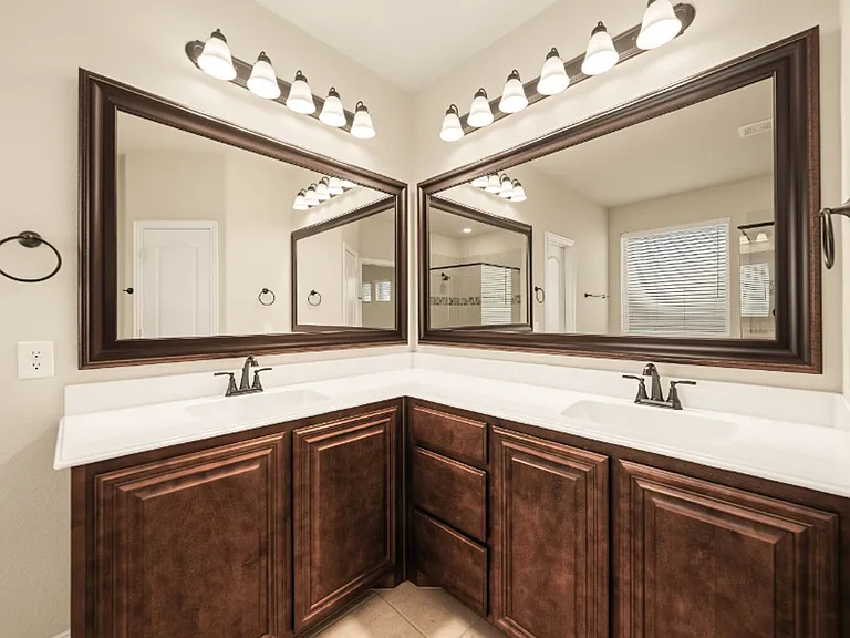 504 Ridgewater Trl — Photo 28