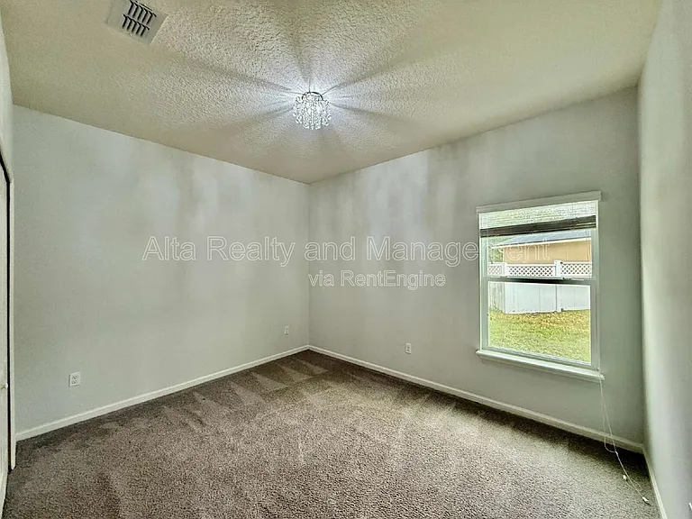 112 Morayshire Ct — Photo 15