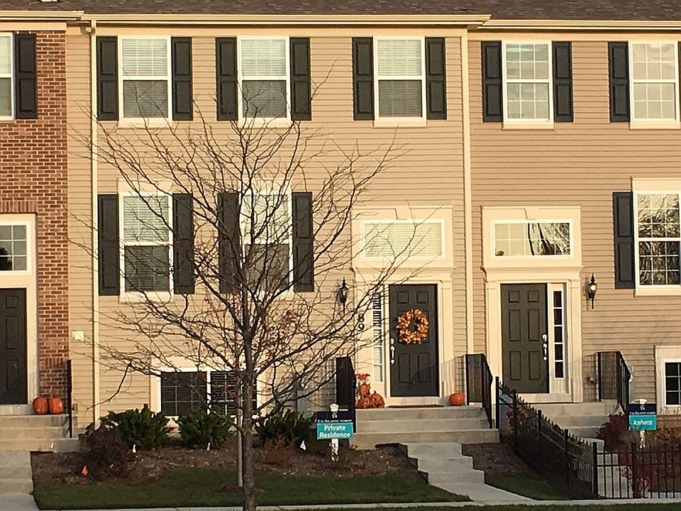 2nd image of 89 Valencia #89