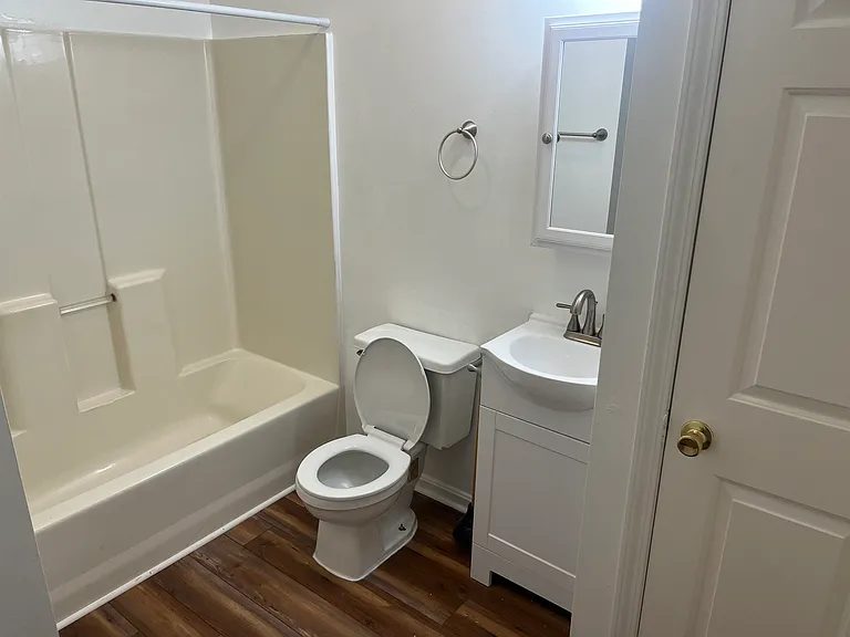 2130 Lincoln Farm Rd — Photo 8