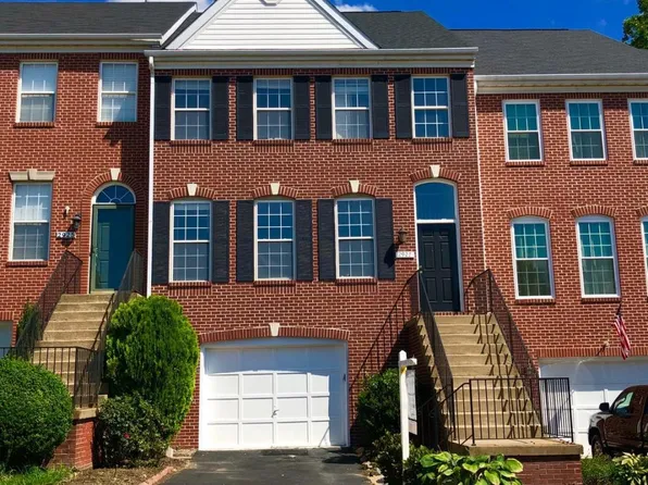 2927 Mainstone Dr, Fairfax, VA 22031