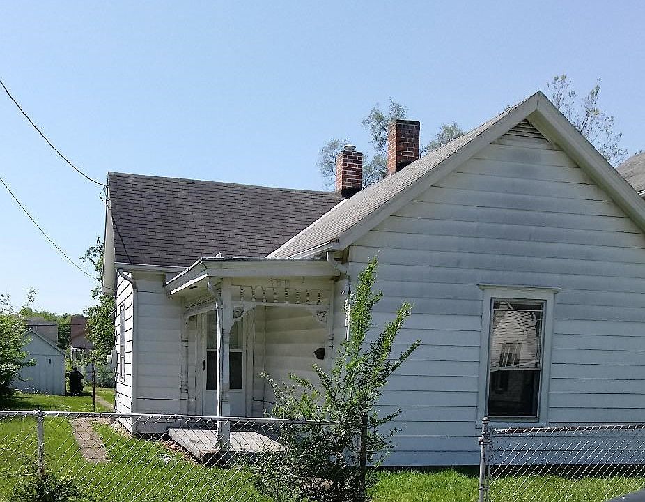 2nd image of 2024 Howard Ave
