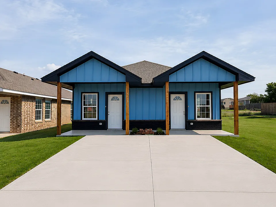 1403 SW Bishop Rd