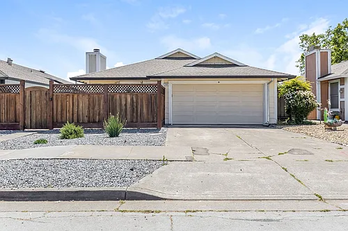 2048 Pinercrest Dr Photo 1