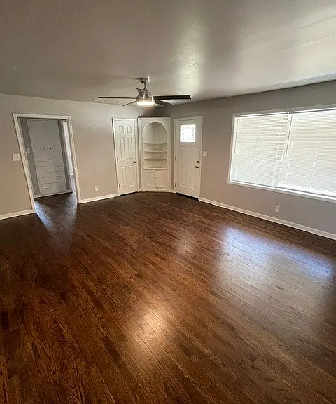 5341 S Delaware Pl — Photo 3