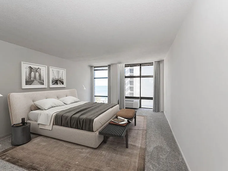 65 East Scott — Photo 14