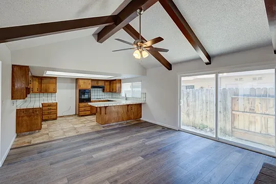 6460 N Remington Ave — Photo 7