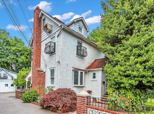 21 Hayden Avenue, Great Neck, NY 11024