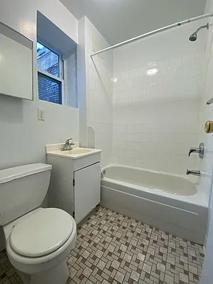 Rented by Peter R. Hungerford, LREB | media 11