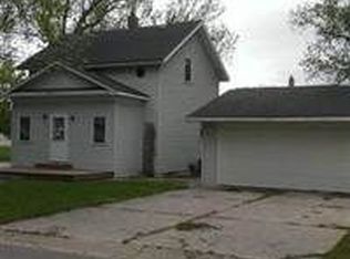 308 2nd St S, Raymond, MN 56282