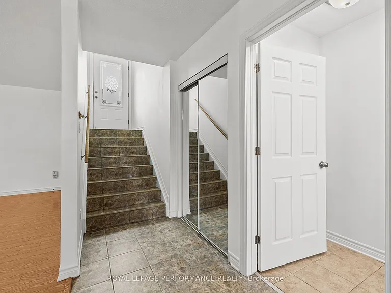41 Main St #8 — Photo 3