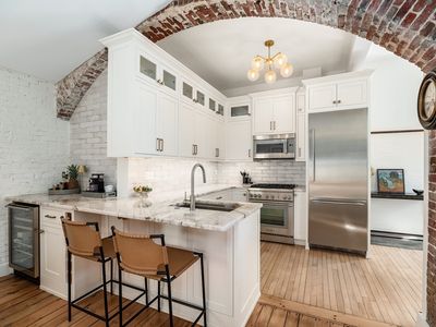 54 Kent St #A, Newburyport, MA, 01950