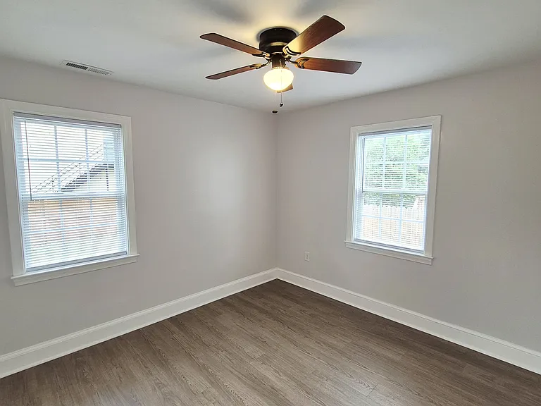 115 Slagle Ave — Photo 32