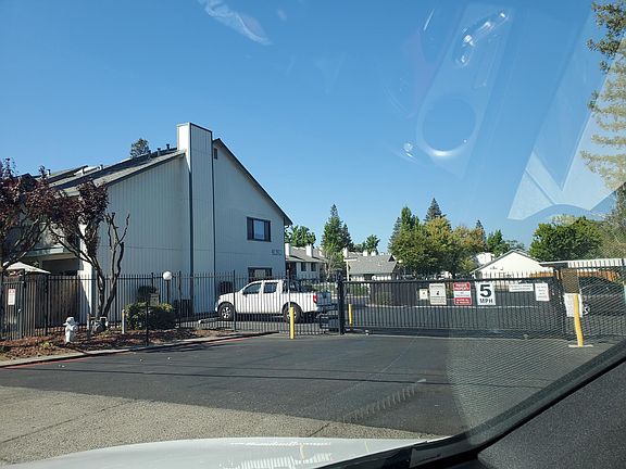 5th image of 2363 Alta Garden Ln
