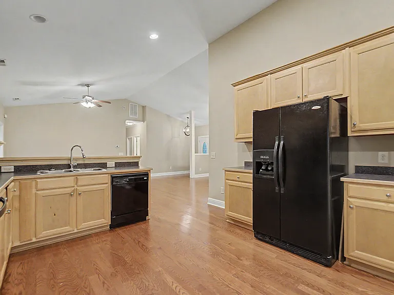 Kitchen 3
