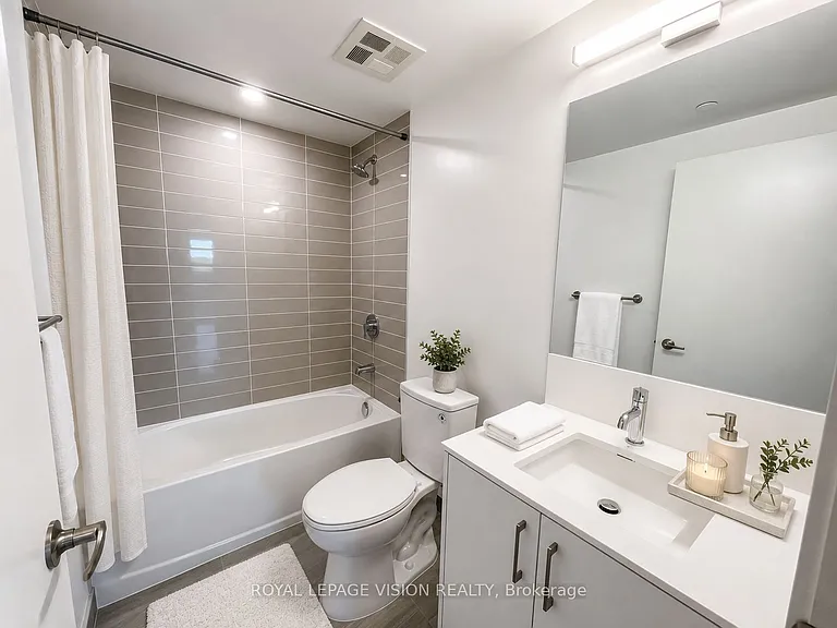 4010 Eglinton Ave W #503 — Photo 9