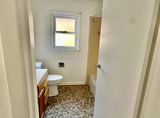 9115 La Crosse Ave #2, Skokie, IL 60077