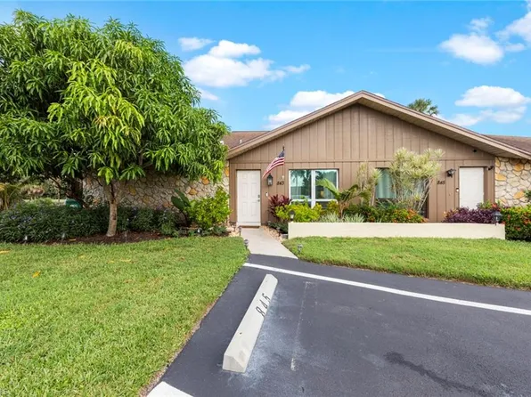 843 Palm View DR #25, NAPLES, FL 34110