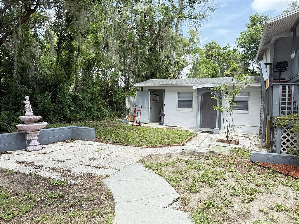 1 bed, 1.0 bath, 450 sqft, $1,150 — Photo 2