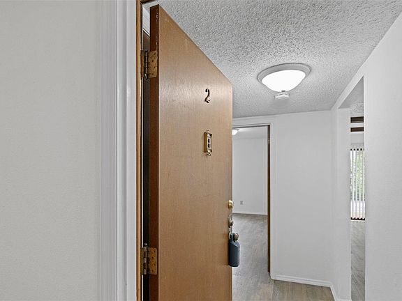 5th image of 10226 Squire Meadows Dr