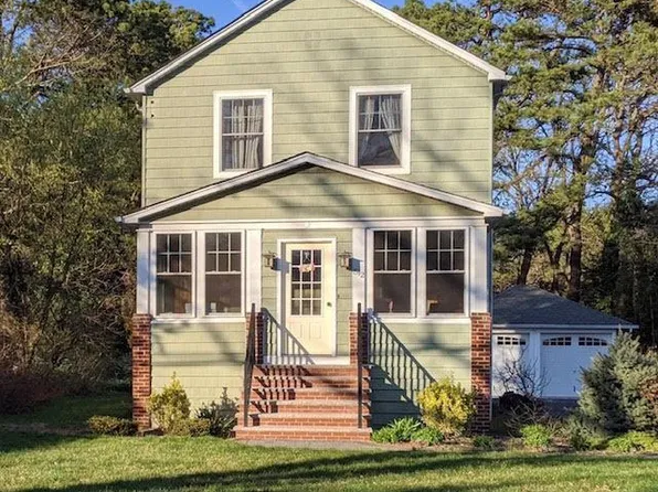 512 Marlboro Rd, Old Bridge, NJ 08857