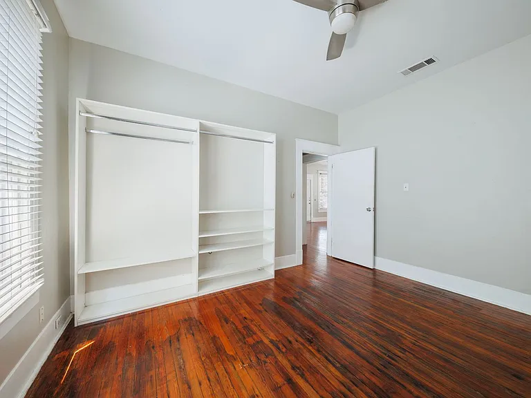 1805 Nueces St — Photo 20