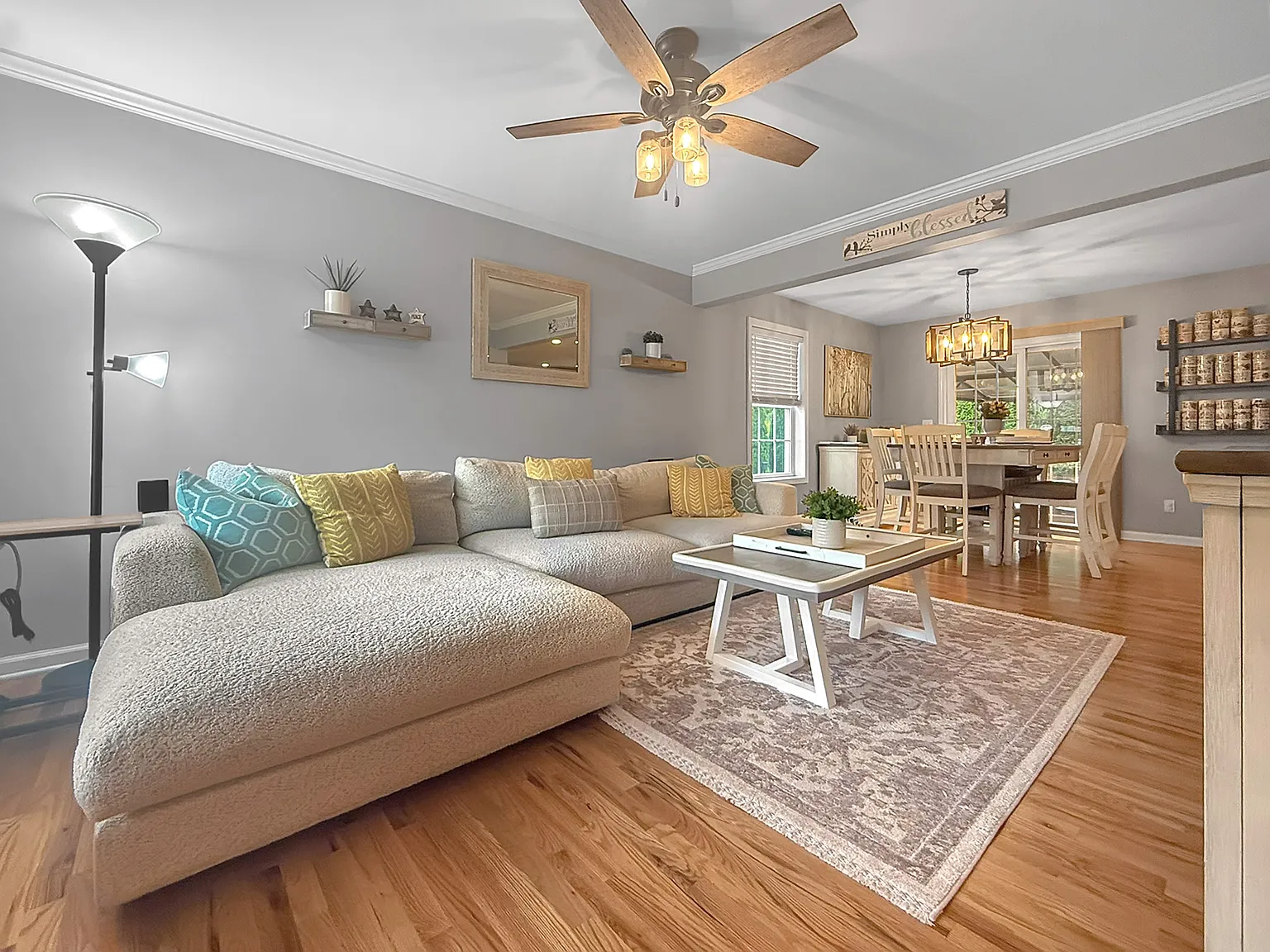 3 bed, 2.5 bath, 1634 sqft, $3,500 — Photo 2