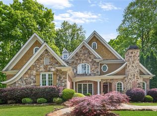 32 Millers Pl, Dahlonega, GA 30533