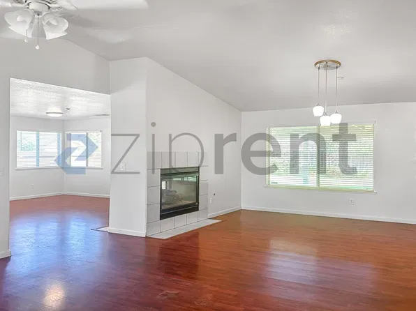 6288 W San Jose Ave, Fresno, CA 93723