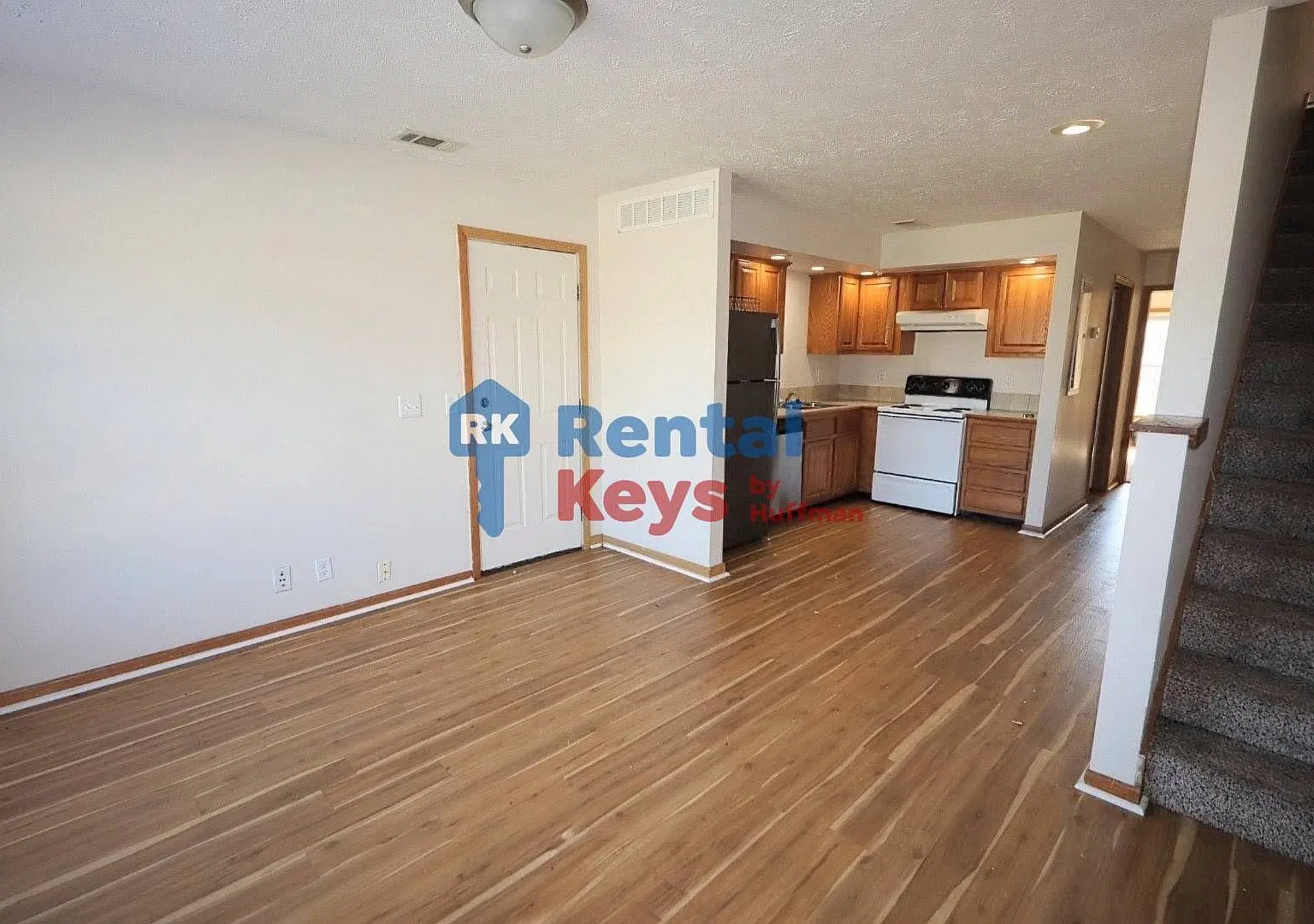 Heim Road Townhomes — Photo 3