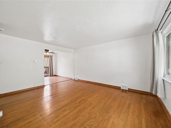 4th image of 2458 Mars Hill Rd