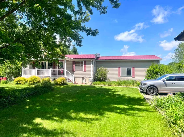 4840 Briggs Rd, Otter Lake, MI 48464