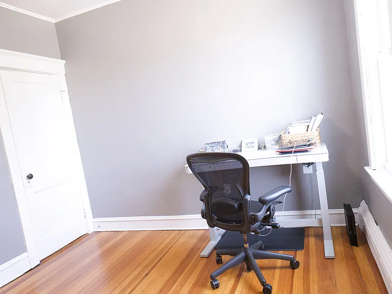 135-137 Clara St #135 — Photo 8