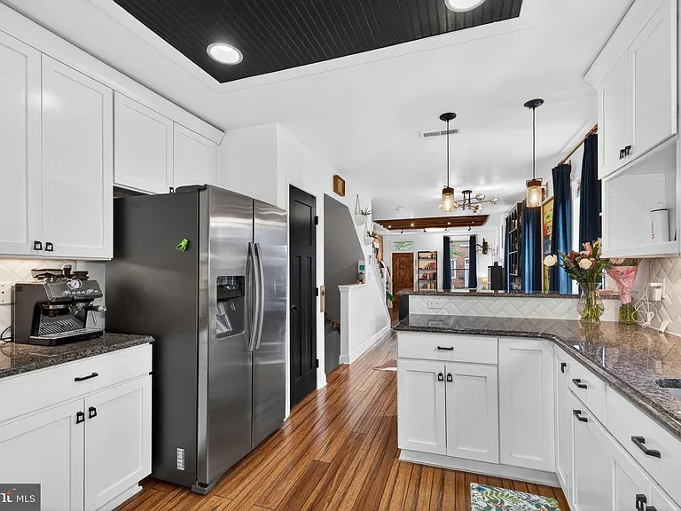 3200 Fleet St — Photo 12