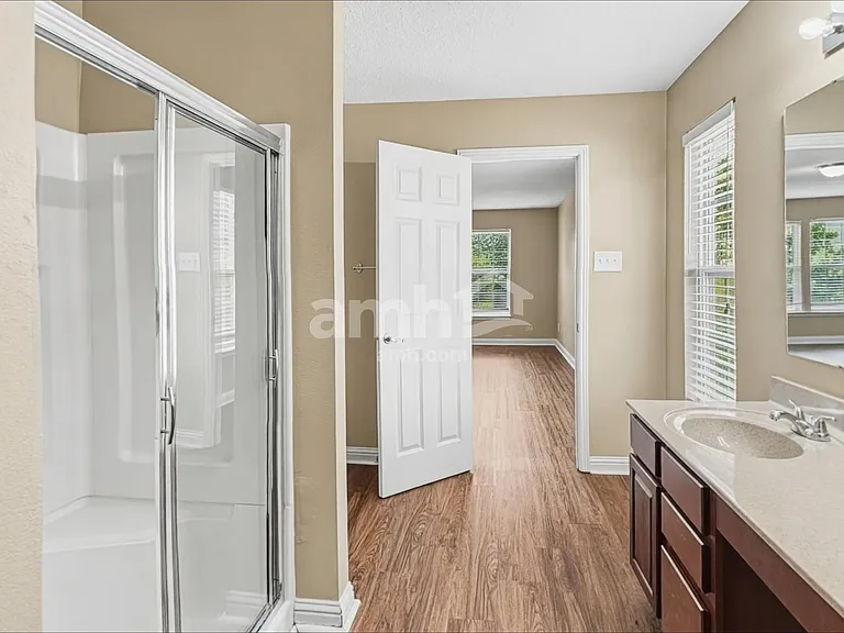 10442 Juniper Breeze Dr — Photo 12