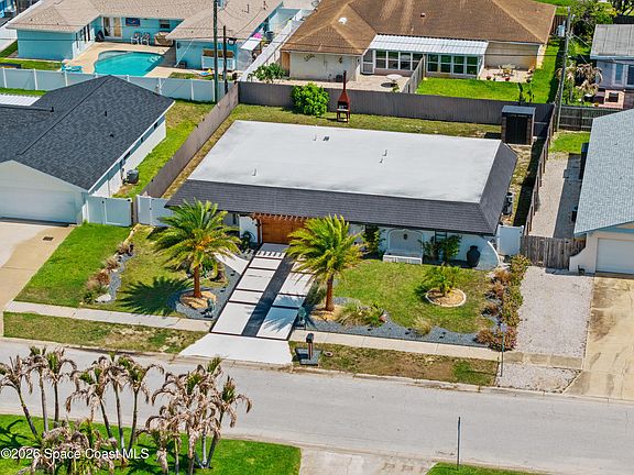 2nd image of 310 Lee Ave
