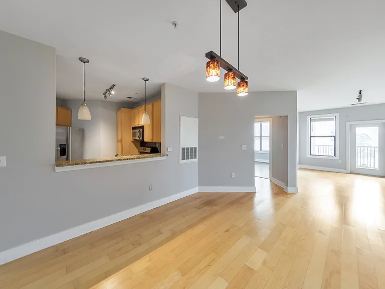 799 Hammond Dr #1-219 — Photo 15