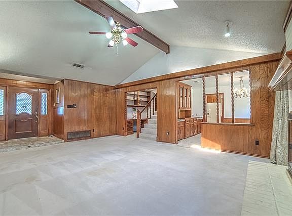 4th image of 200 Shufford Ct