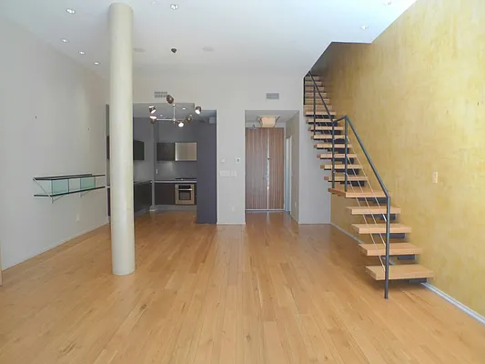 Rented by Sotheby's International Realty | media 34