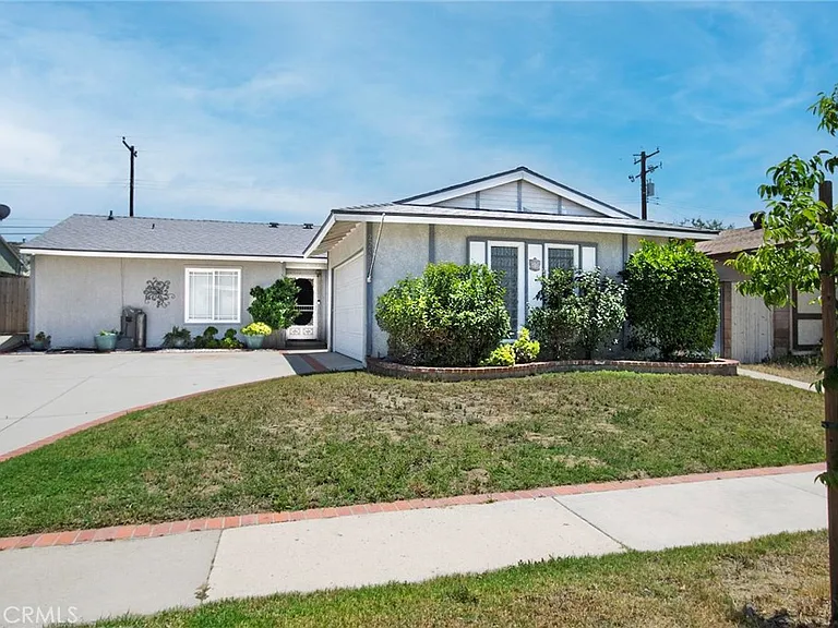 22522 Festividad Dr — Photo 5