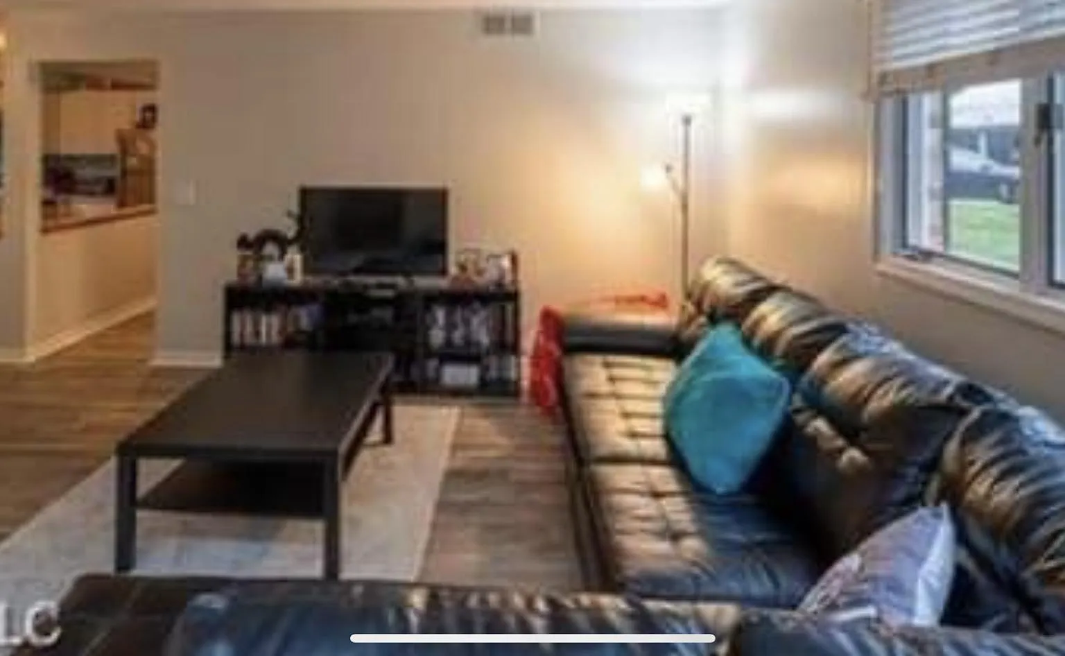 2 bed, 1009 sqft, $1,700 — Photo 4