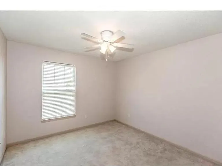 8035 N Lawn Ave — Photo 6