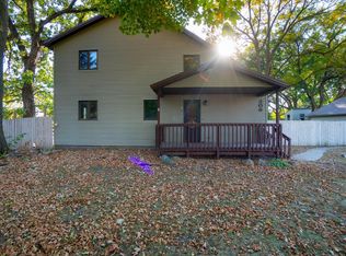 306 E Grove St, Shell Rock, IA 50670