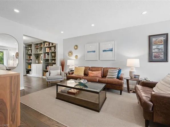 134 Bechtel Dr, Kitchener, ON N2P 1S4