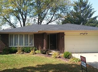 6810 Saratoga Ave, Downers Grove, IL 60516