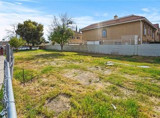 15036 Nordhoff St, North Hills, CA 91343