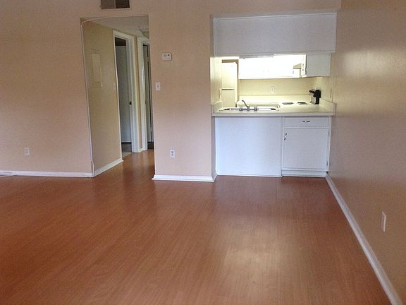5th image of 4216 S Manhattan Ave APT 117